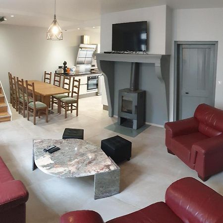 Chaleureuse maison au coeur d'un joli village Dienville Extérieur photo